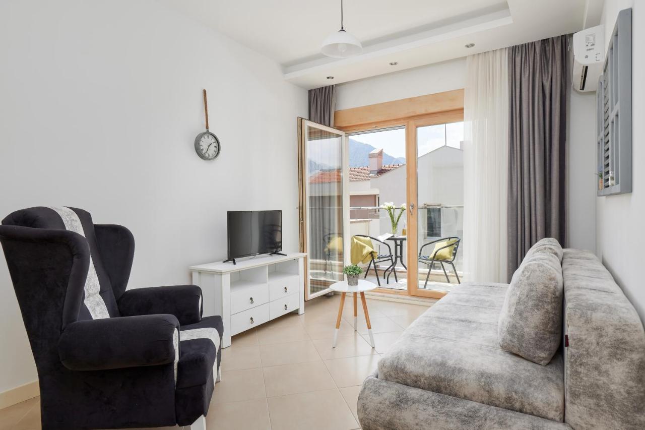M&M&M Apartments Kotor Exteriér fotografie